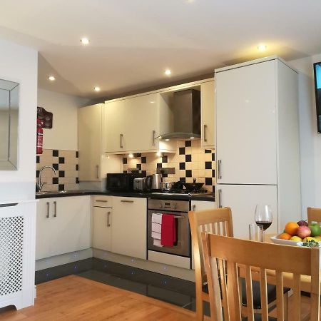 Modern, 1 Bedroom Apartment, Uplands, Swansea Kültér fotó